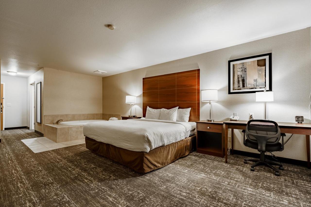 Cobblestone Suites - Ripon Exterior foto